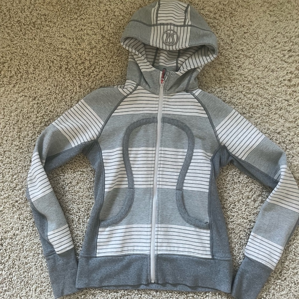 Lulu Lemon Zip Up